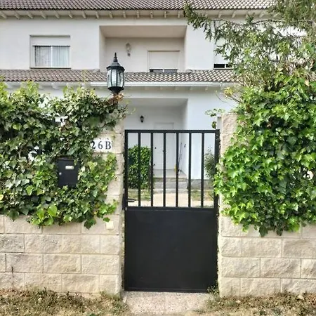 Casa El Parangon Holiday home Herradon de Pinares